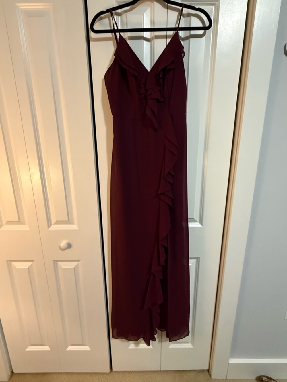 Women’s Burgundy Ruffled Spaghetti Strap Dress